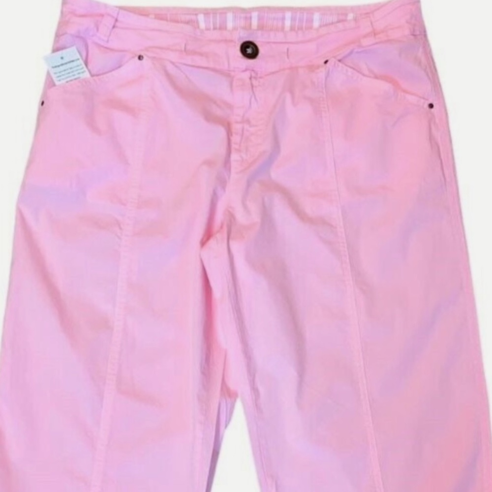 Women’s Fresh Produce Pink Stretch Safari Capri’s Size Large New with Tags